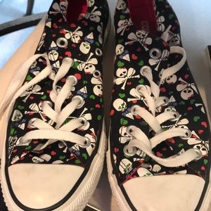 Skull converse